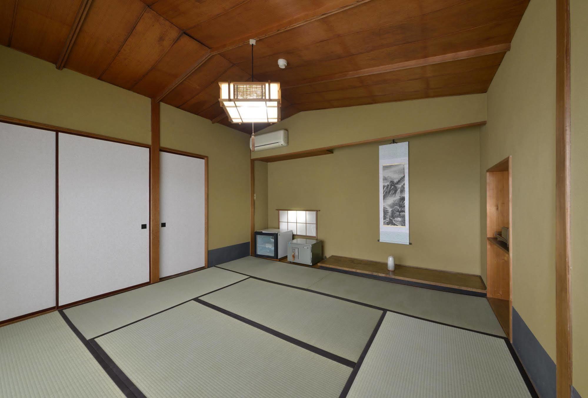 Zen Hostel Yamanouchi  Extérieur photo